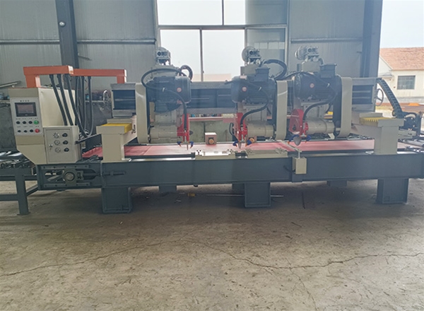 Vertical and horizontal cutting machine